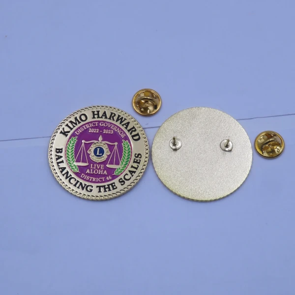 Lapel pin 18