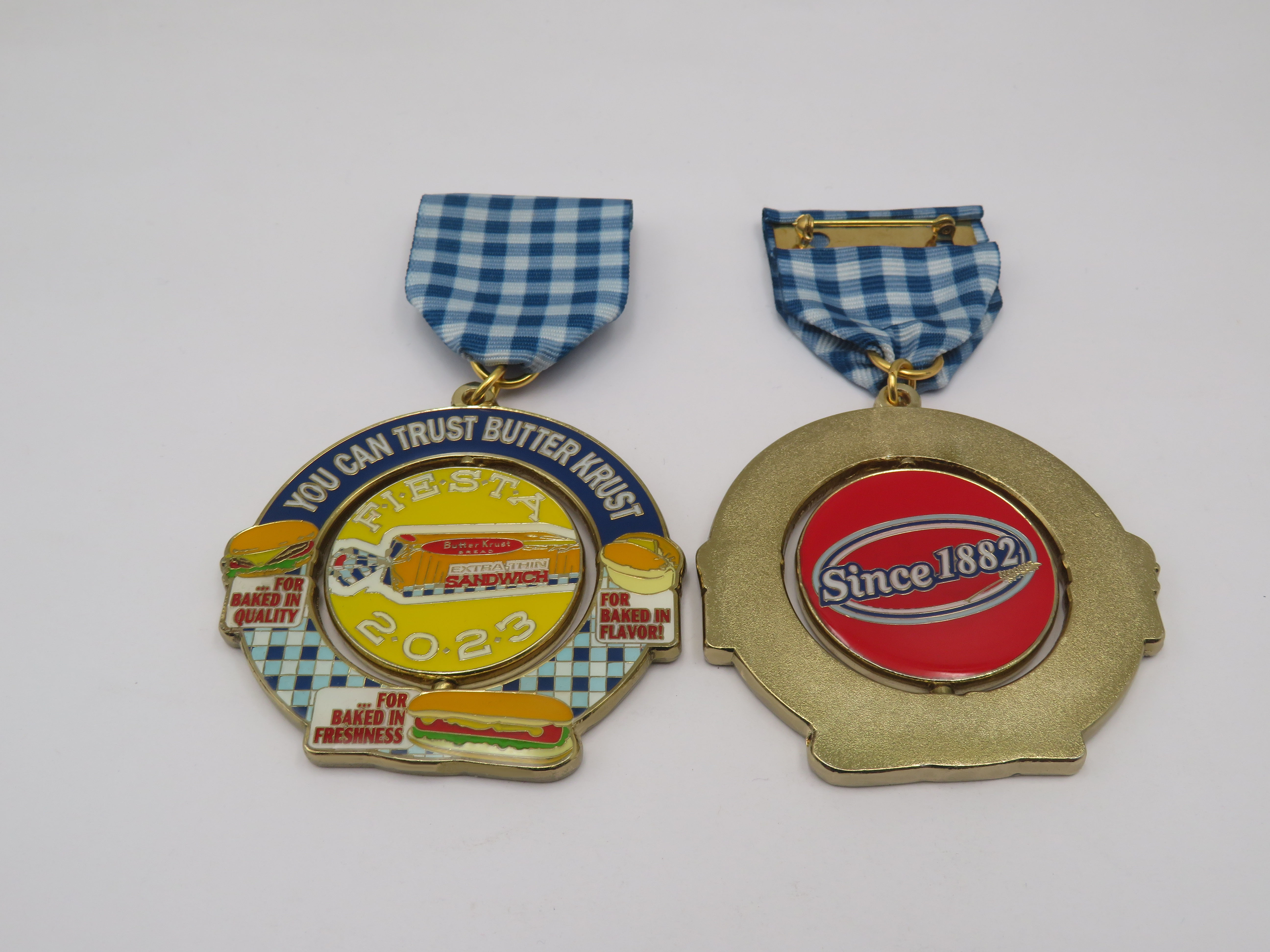 Medal 76